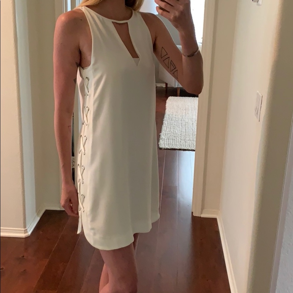 Parker Riviera Lace-up Dress in Cream Size Small